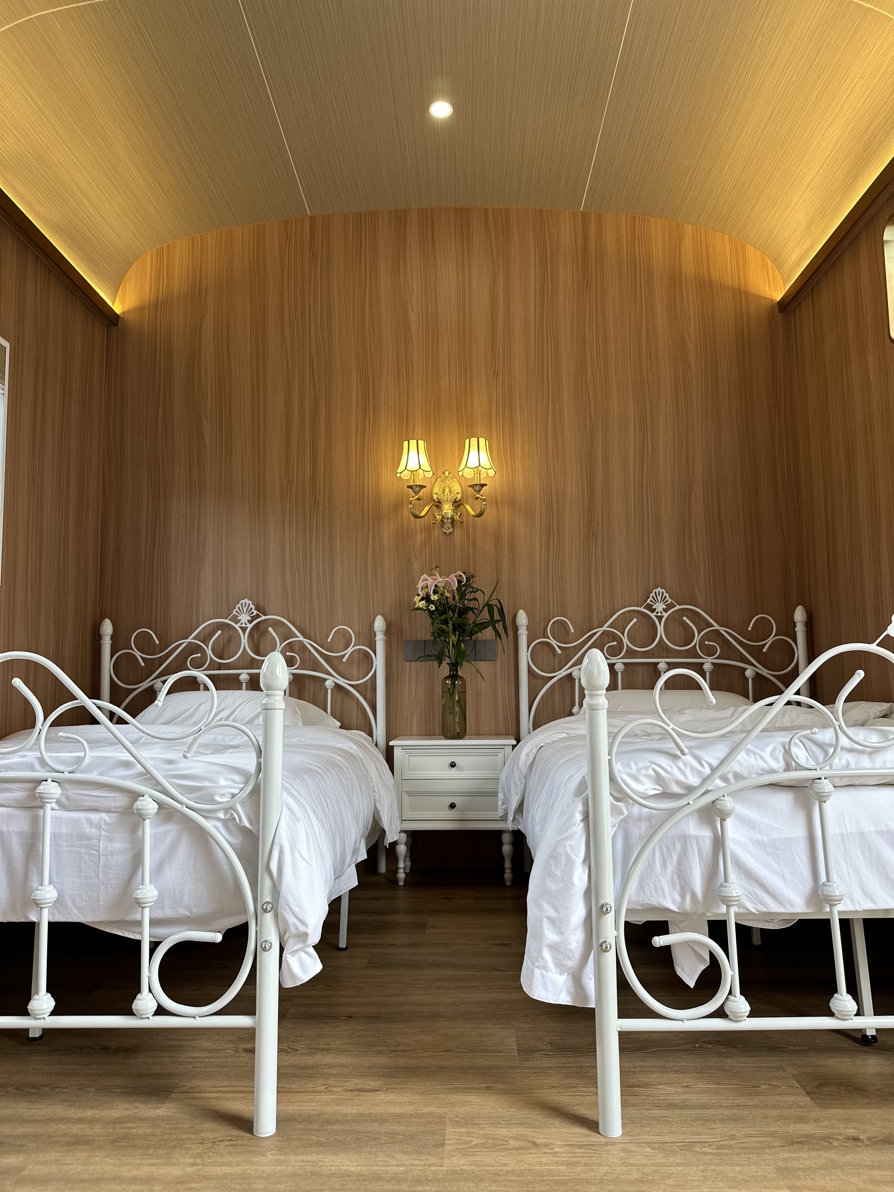 火车头等双人软卧