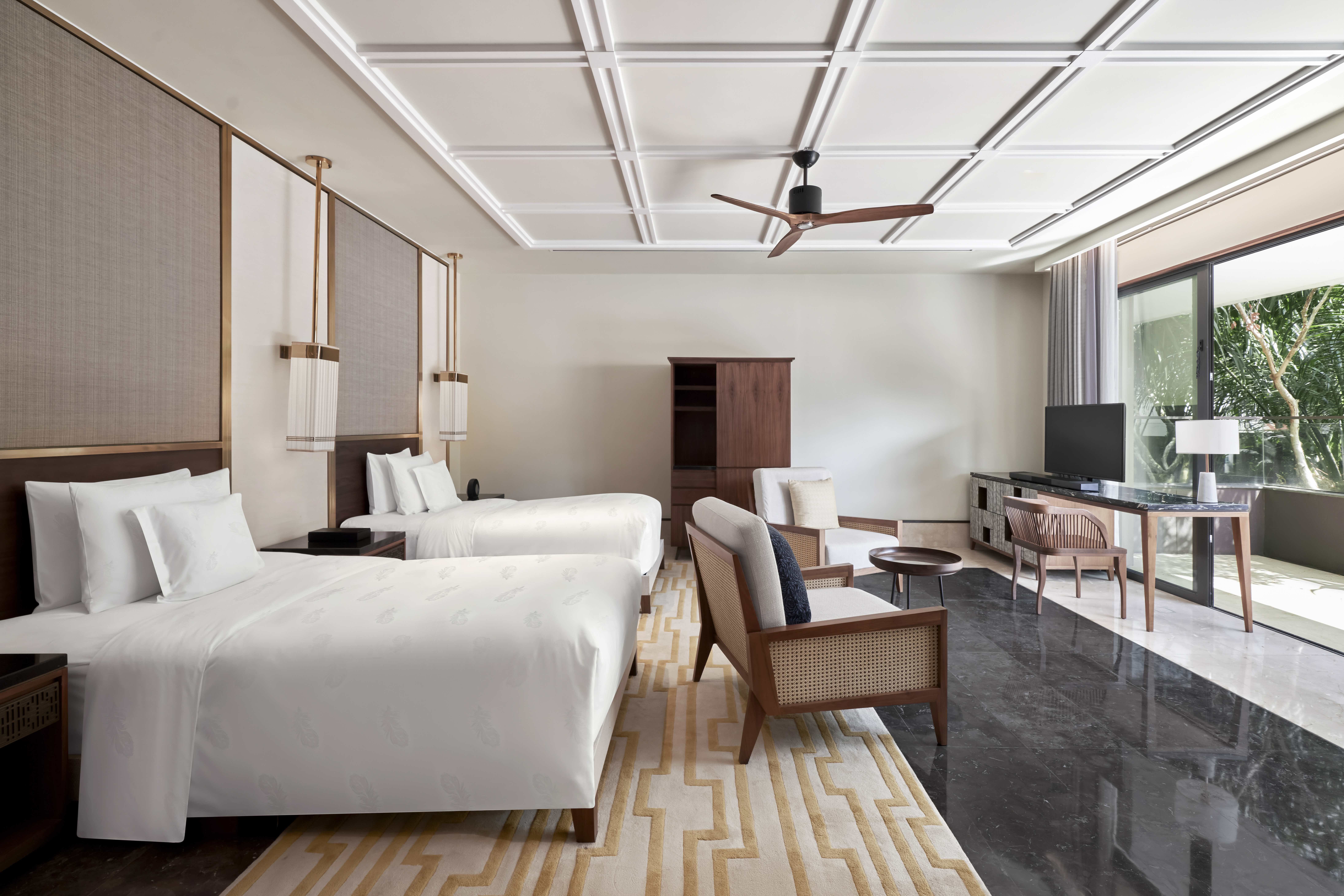 俱乐部泳池别墅（2张特大床+2张单人床）