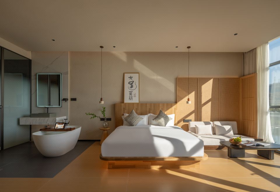 庭院湖景LOFT