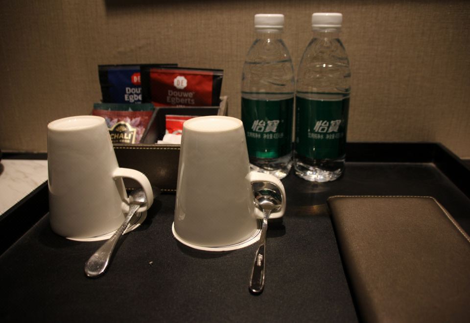 豪华荷里活双床房【浴缸+金可儿床垫+Acca Kappa洗护】