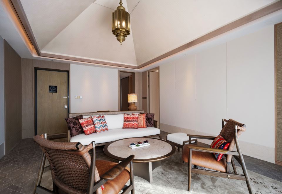 蜃影澜庭套房（奢享空间+伊菲丹小美盒）