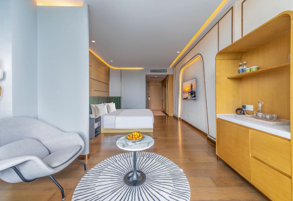 Azure·高级大床房「智能客控+minibar+浴缸泡澡」