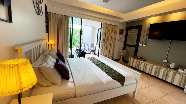 ห้องสวีทวิวทะเล 2 ห้องนอน พร้อมห้องครัว