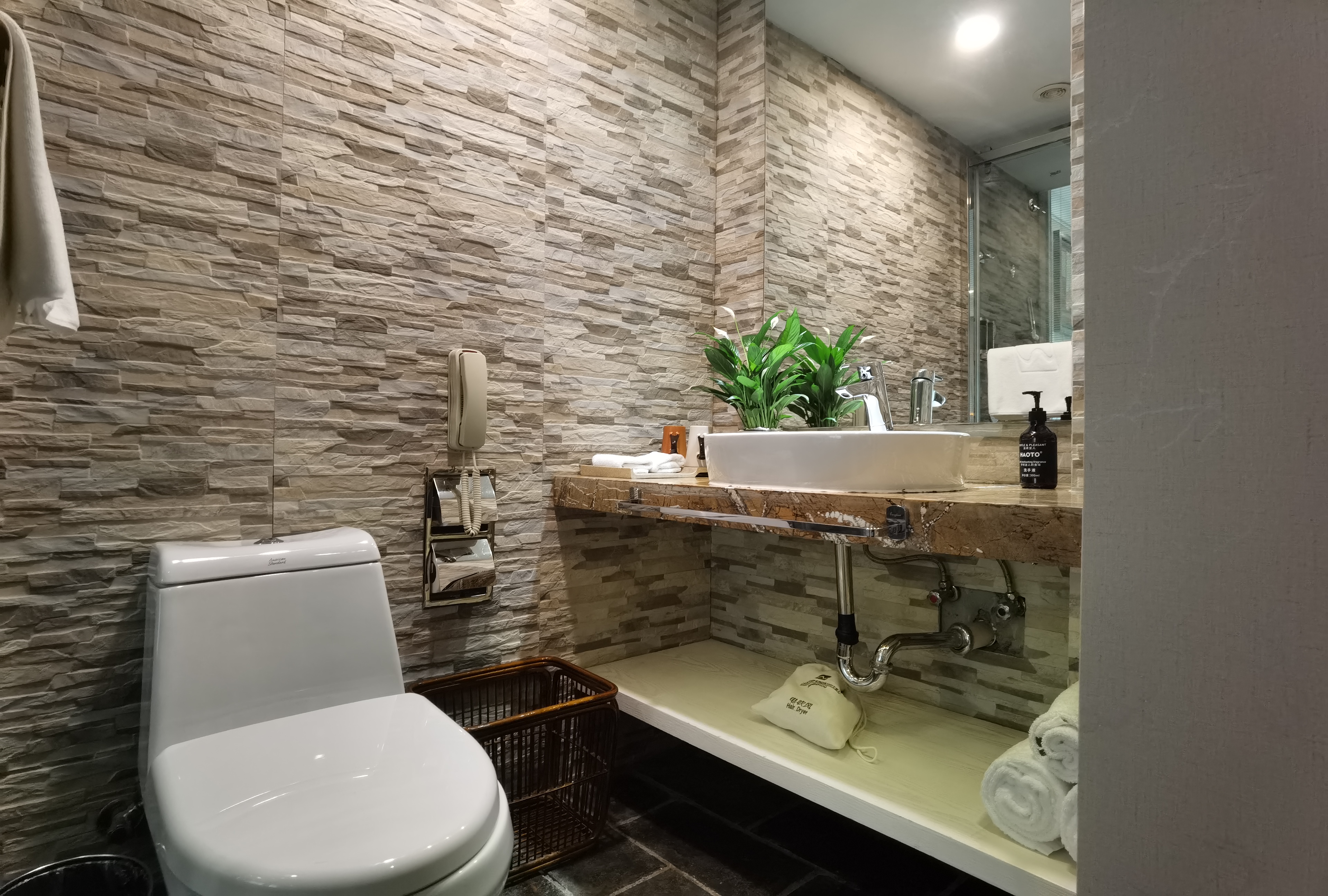 Building 1 精致雙床房