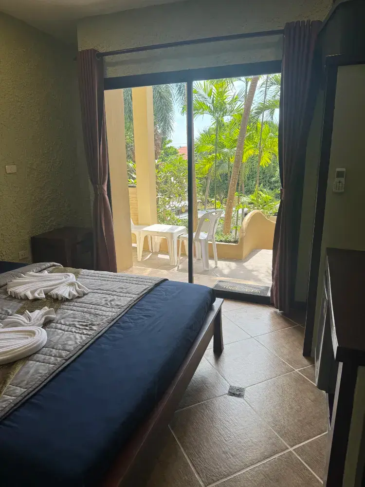 อพาร์ทเมนท์ วิวสวน