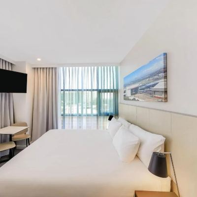2 Interconnecting Guest Room Travelodge Hotel Sydney Airport Promo Code