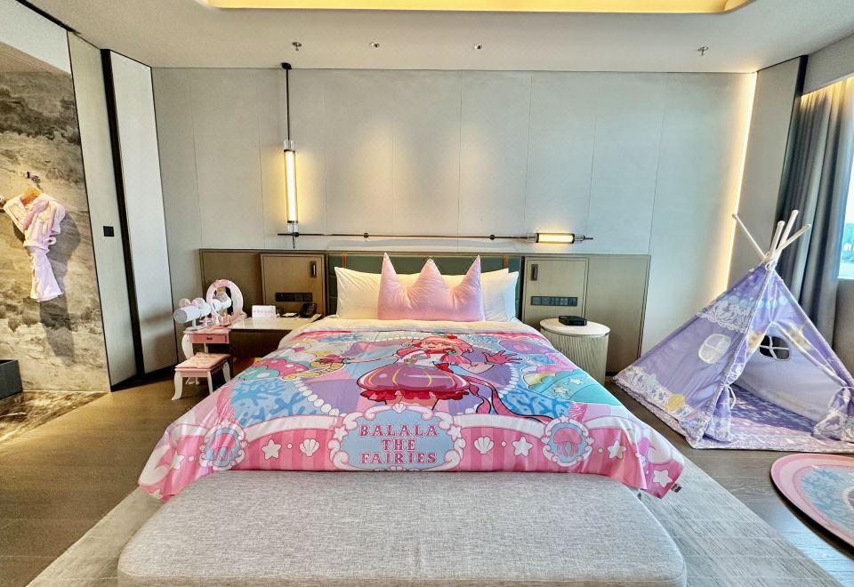 Yangzi River International Conference CenterBala Little Fairy Princess Double Bed Room