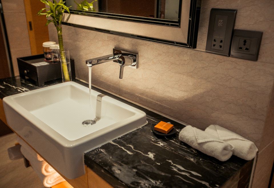 皇冠行政黃河景房