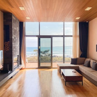 [독채-힐리우스 75평] 야외 자쿠지, 미니바, 전동카트 제공 휘닉스 제주 섭지 코지 쿠폰