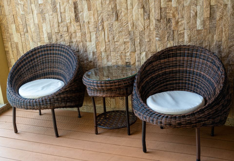 Regal Palace Hot Spring Hotel GuangzhouGarden-View Twin Room With Balcony, Private Bathtub, Muse Bedding