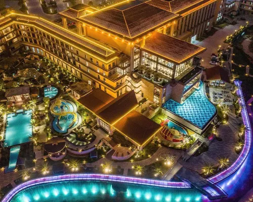 Regal Palace DeRUCCI Resort Hotel di Longmen County