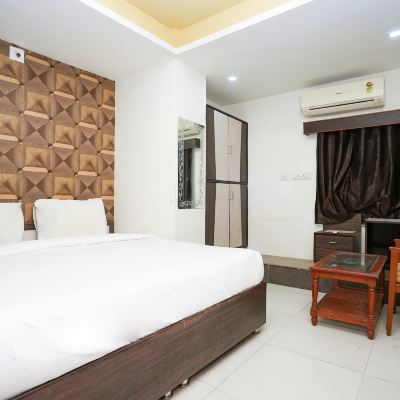 Deluxe Room Hotel Opera Inn Promo Code
