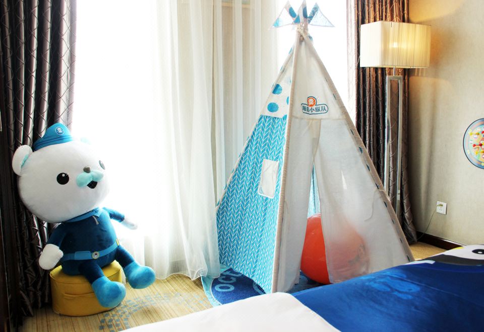 Rising Butterfly Hotel, Chengdu TaiKoo LiChildren's Room