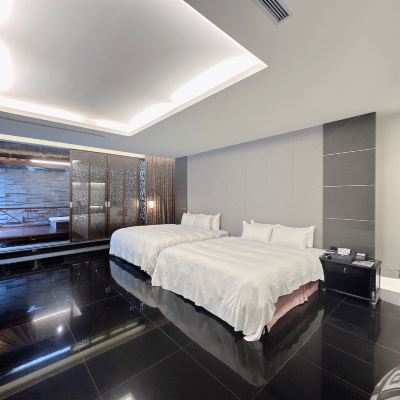 晶鑽風華滑水道四人房 雲林風華渡假旅館優惠