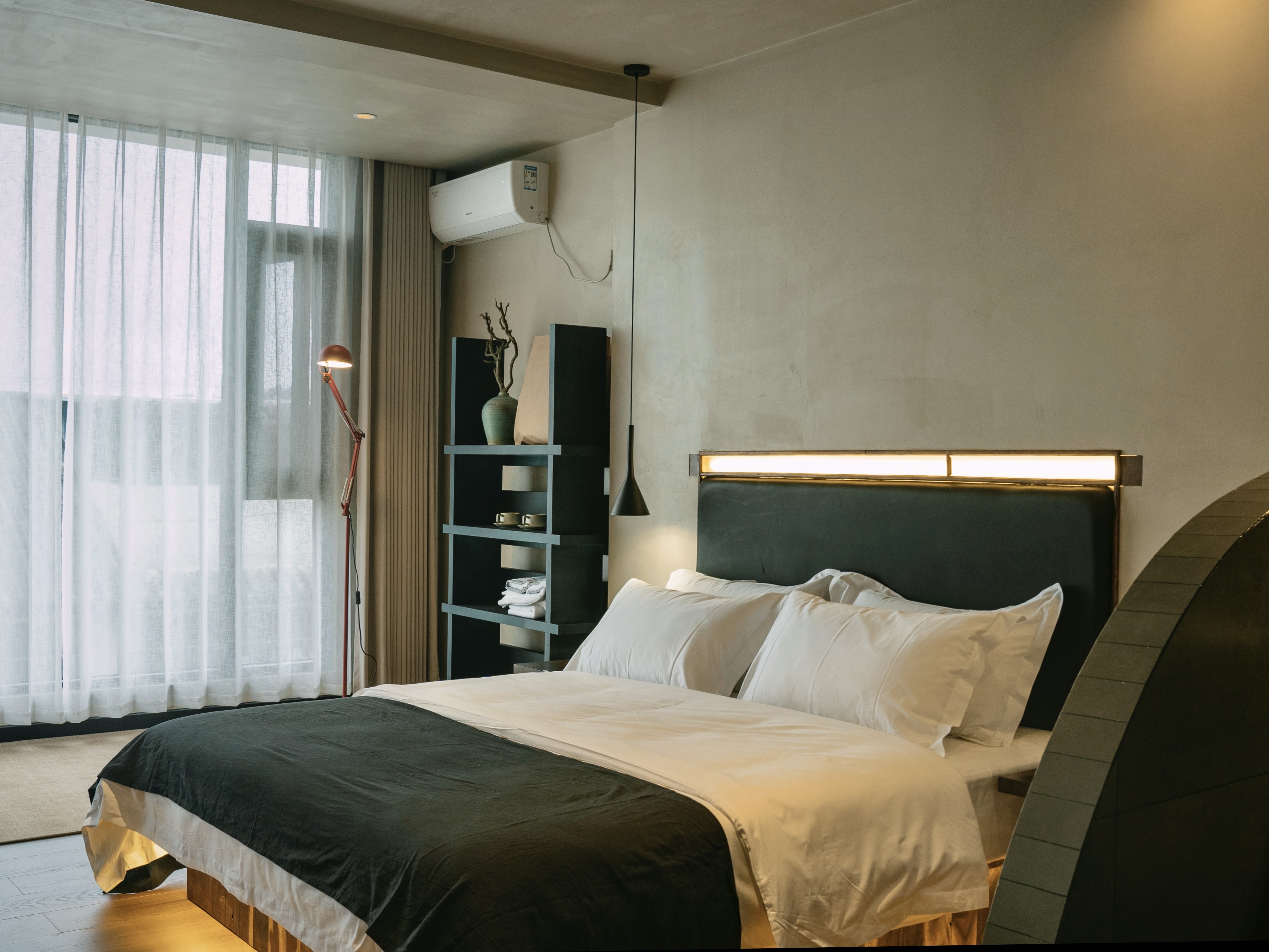 山居｜向晚｜豪华大床房【乾湿分离|慕思床垫|迷你冰箱|智能马桶】