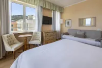 B&B Hotel Diano Marina Palace Hotel a 