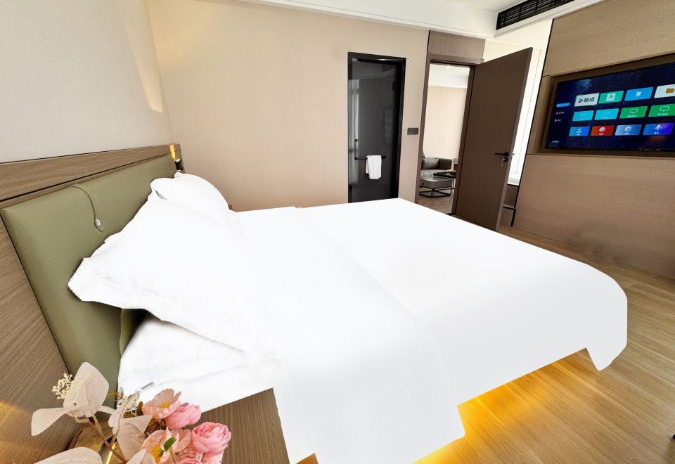 豪华浪漫浴缸房（智能马桶//65寸电视/浴袍/冰箱）