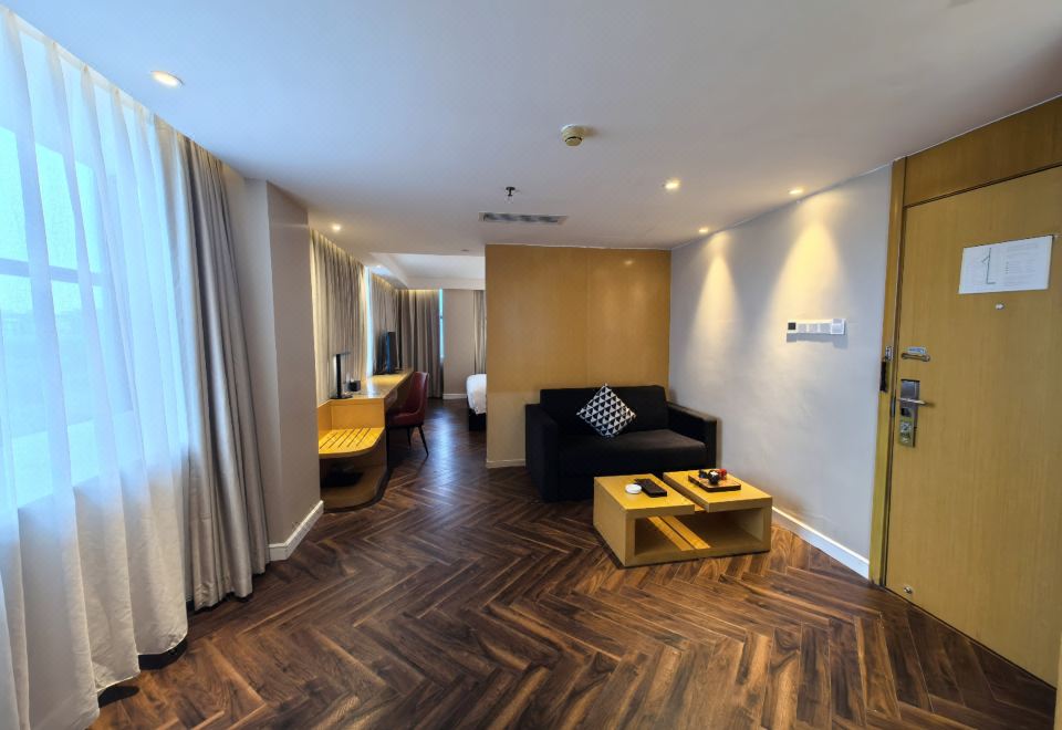 精致套房（180度超大飄窗+助眠床品+功夫茶具）