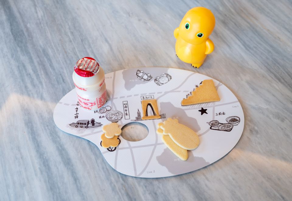 奶龙亲子主题湖景套房