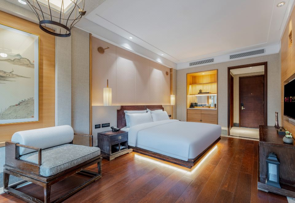 尊享大床套房（室内私汤）