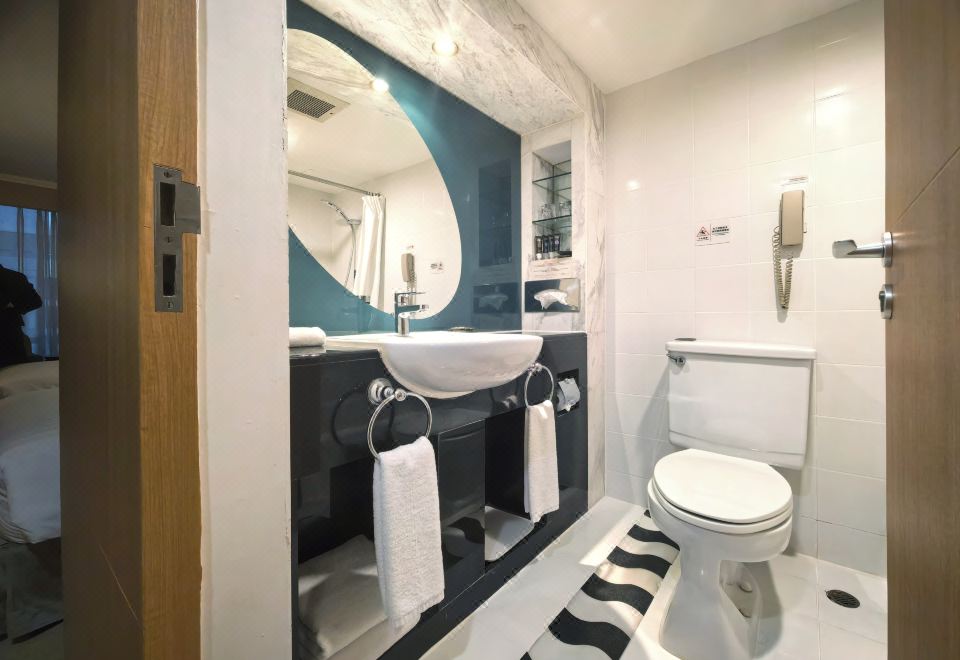 Beijing Xinqiao HotelDeluxe Twin Bed Room