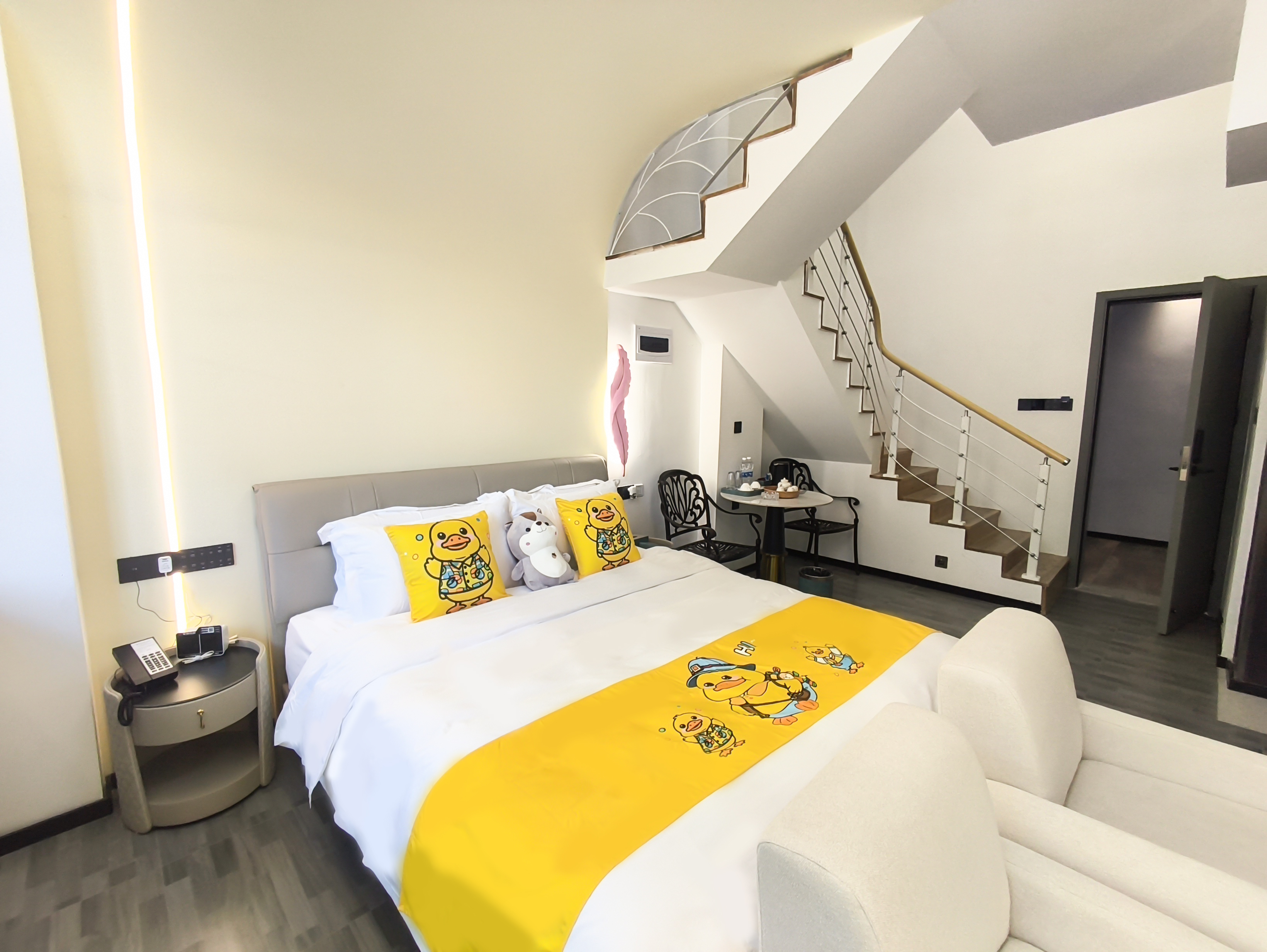 复式亲子直通漂流河房（独立泡池）