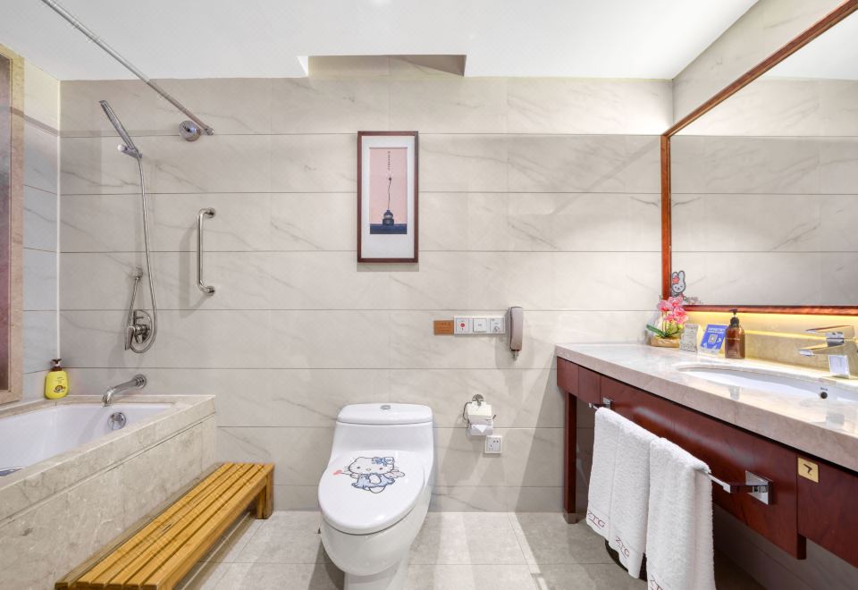 Lake View Hotel hangzhouHello Kitty Theme Family Room