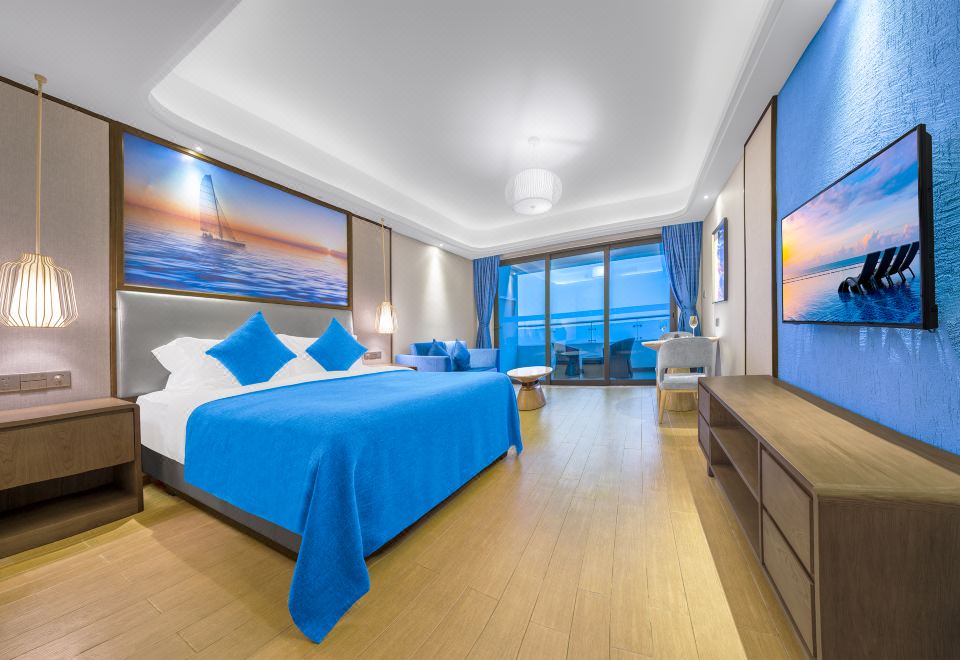 Twin Moon Bay Xianghai Hot Spring Holiday HotelDeluxe Queen Room