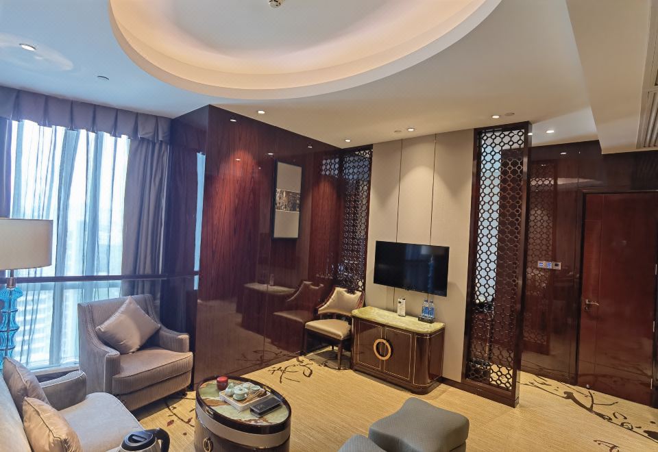 行政豪华套房两房一厅（带书房）·行政待遇