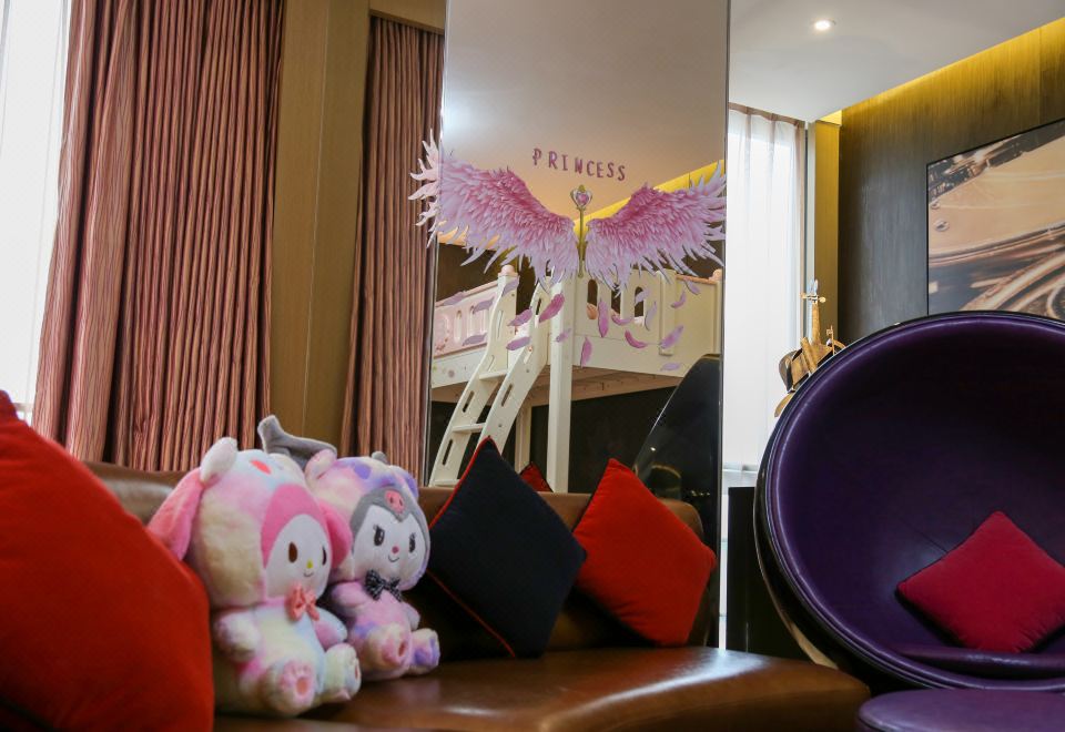 夢幻公主家庭親子套房（大床+子母床）