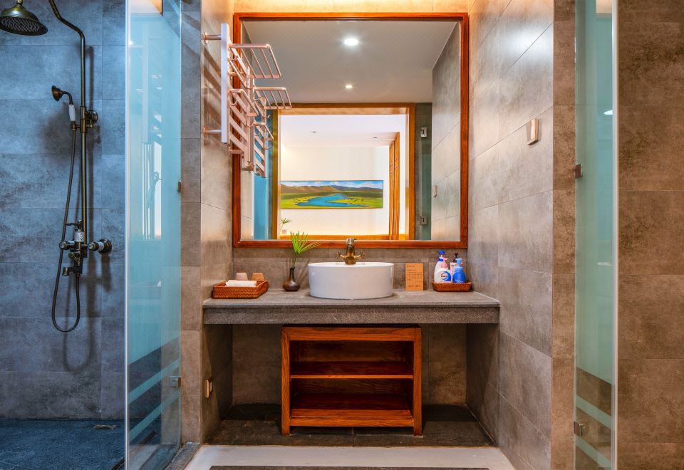 水系景觀大床套房