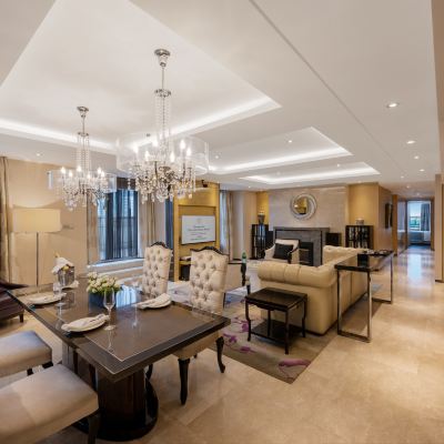 合錦閣三居大平層套房 | 三卧+廚房+烤箱+洗烘一體機 上海御錦軒凱賓斯基全套房酒店優惠