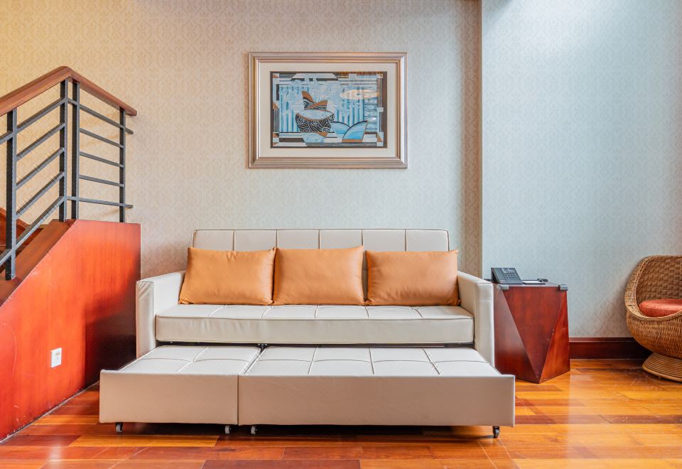 Dongguan Tangxia Goodview Hot Spring HotelDuplex Family Friendly Suite - Near Pool