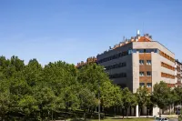 홀리데이 인 익스프레스 로그로뇨 리오하 바이 IHG  호텔