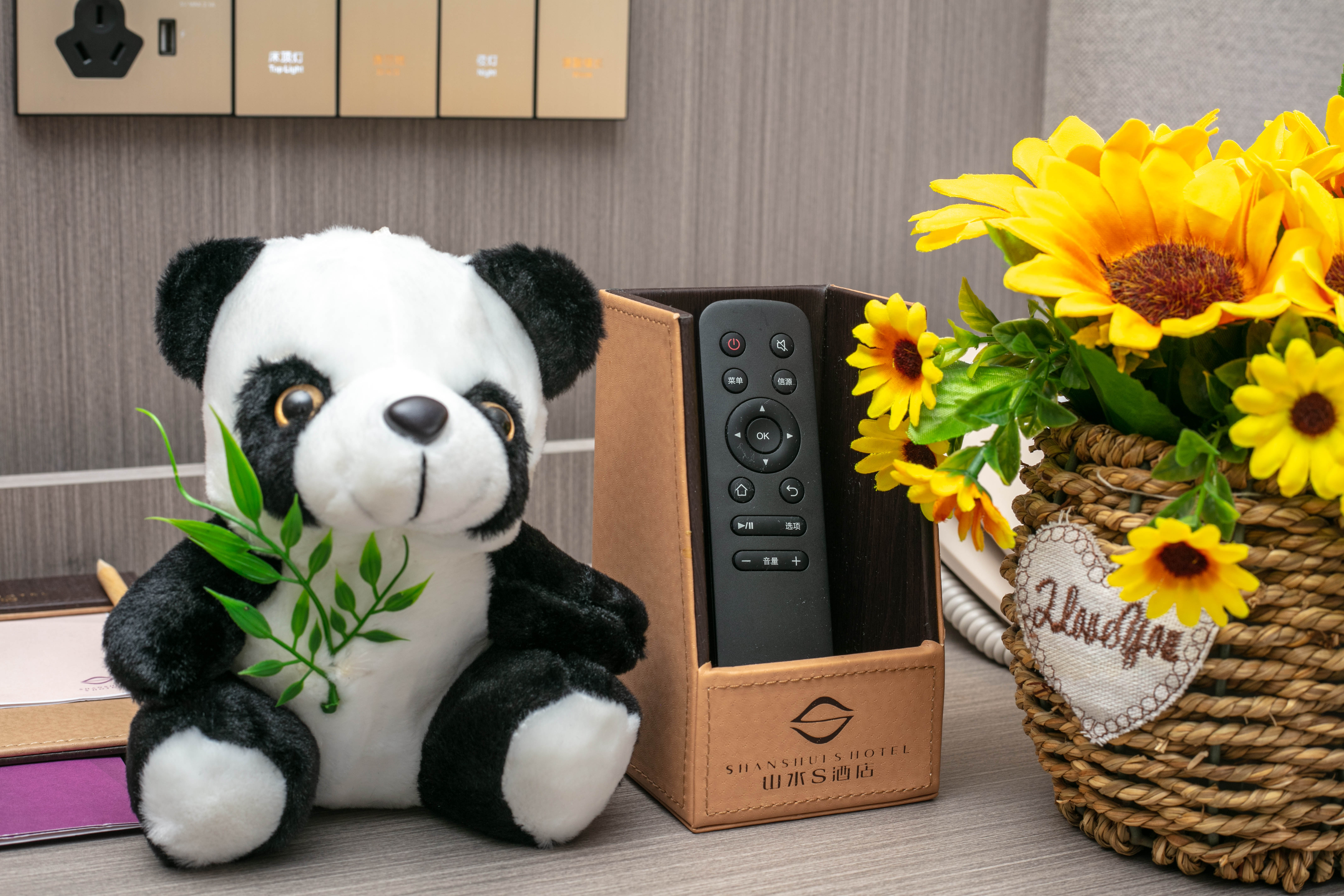 高层观景大床房（全景多面落地窗）