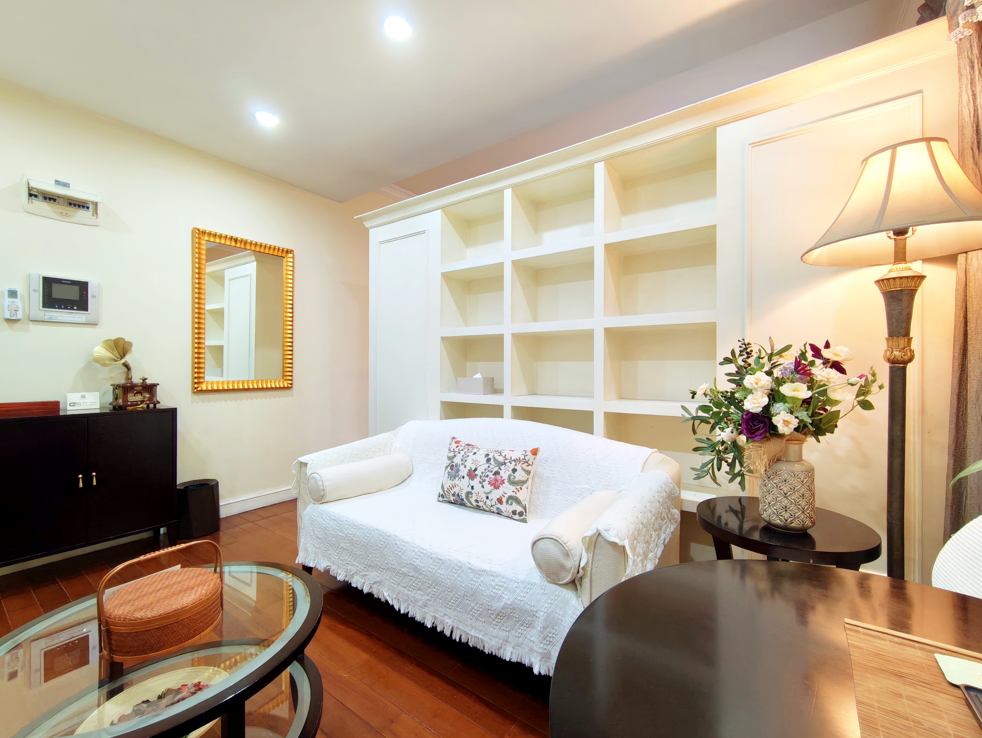 精致大床間| 西門子洗衣機| 燃氣灶廚房