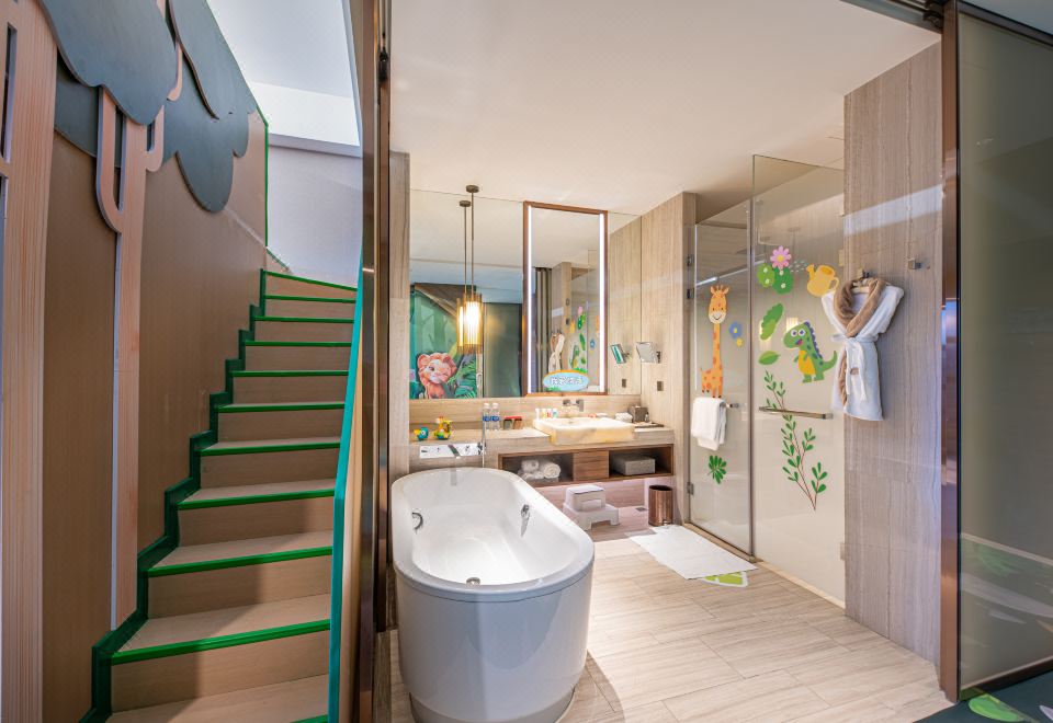 丛林探索树屋滑梯房