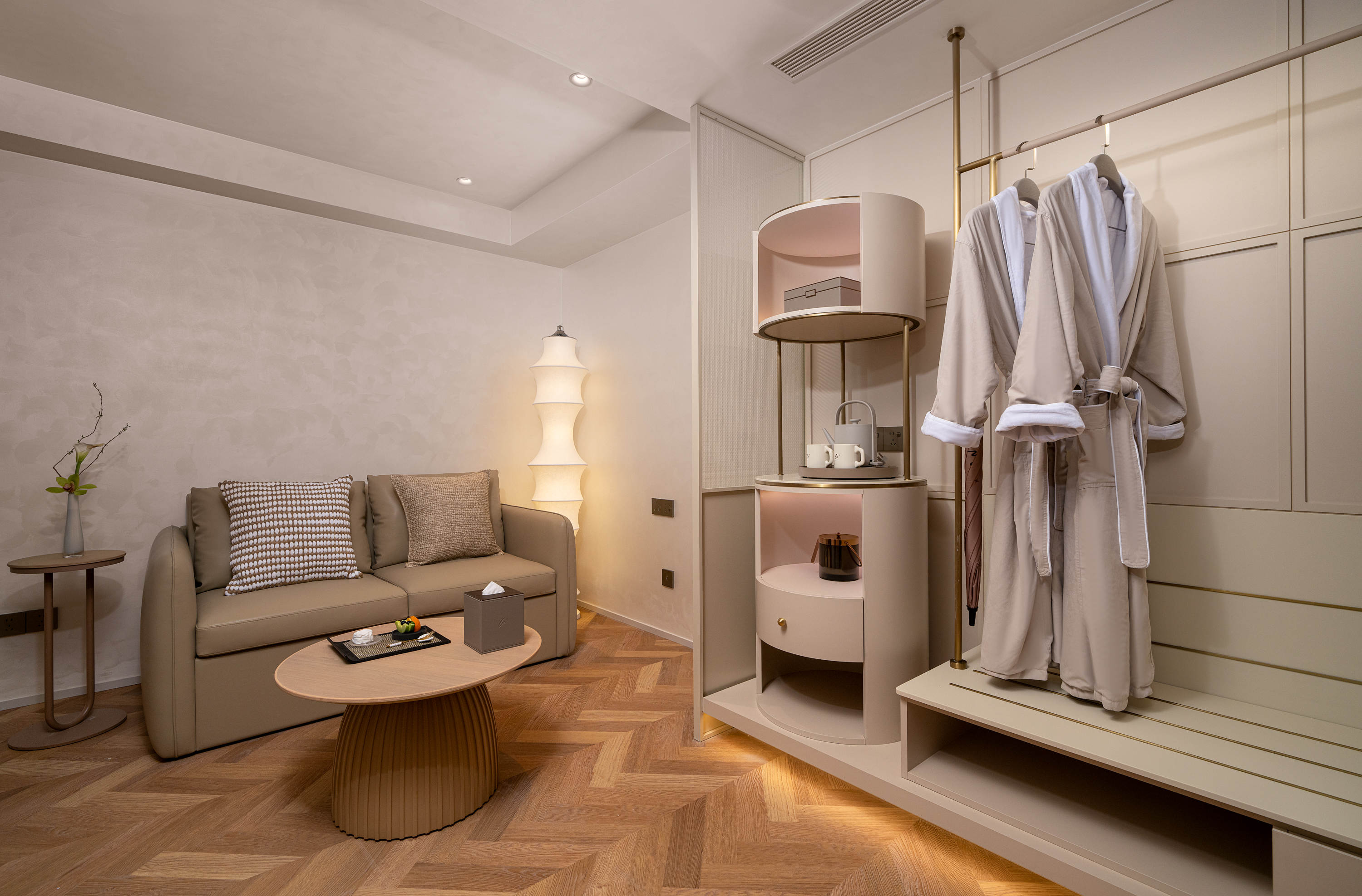 Comminity King Room