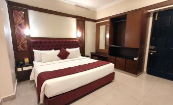 Hotel Sahana Castle - Housity