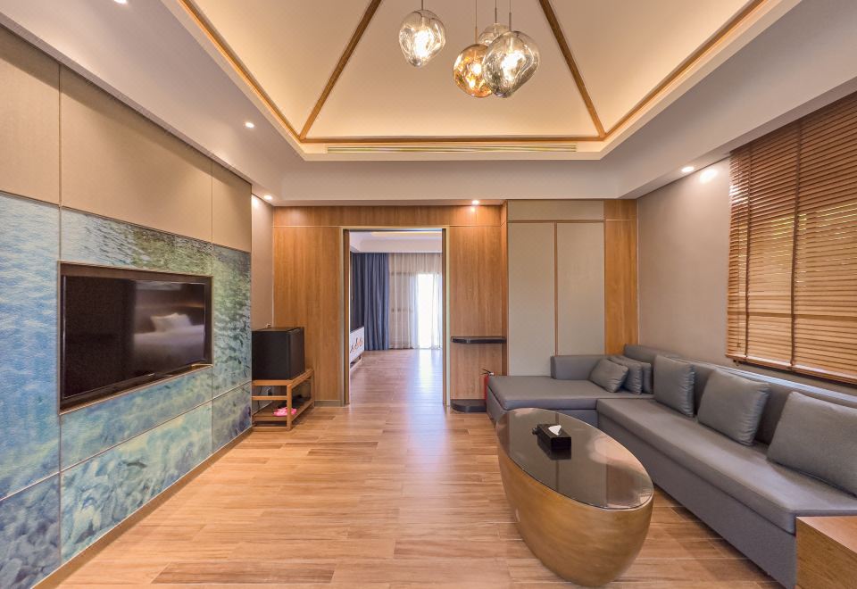 联排美墅泡池大床房