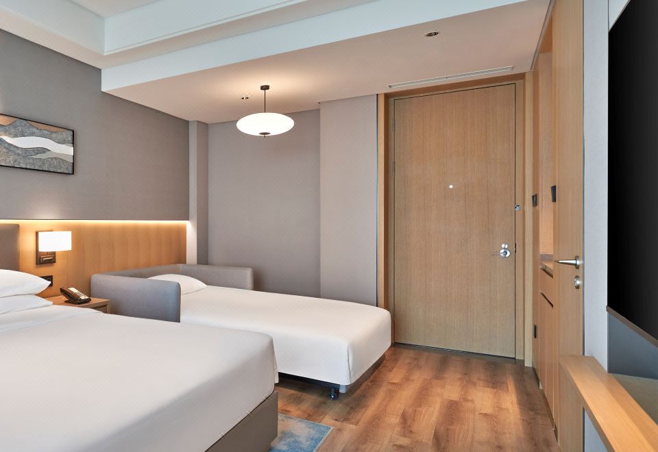 凱悅嘉軒大床家庭房