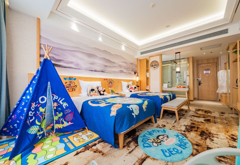 欢享·卡通小亲子主题房-主题布草+玩偶布置