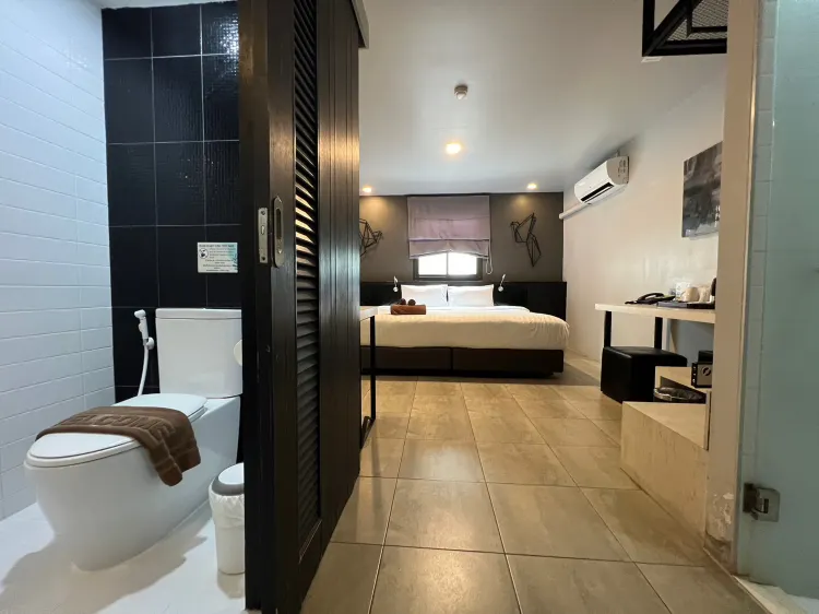 ห้องสแตนดาร์ด เตียงใหญ่ 1 เตียง