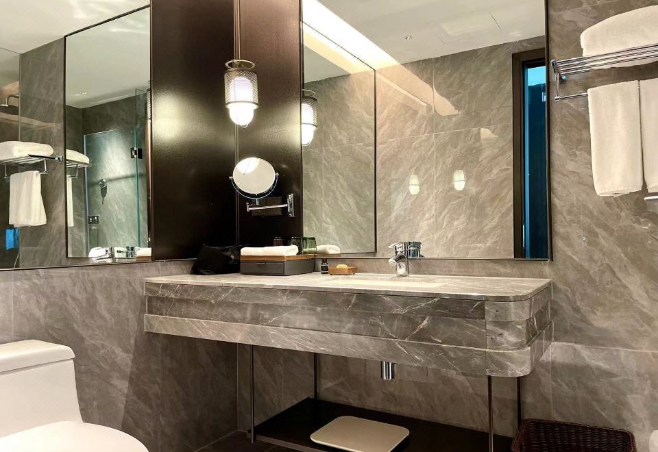 Century Huatian HotelSuperior Single Room