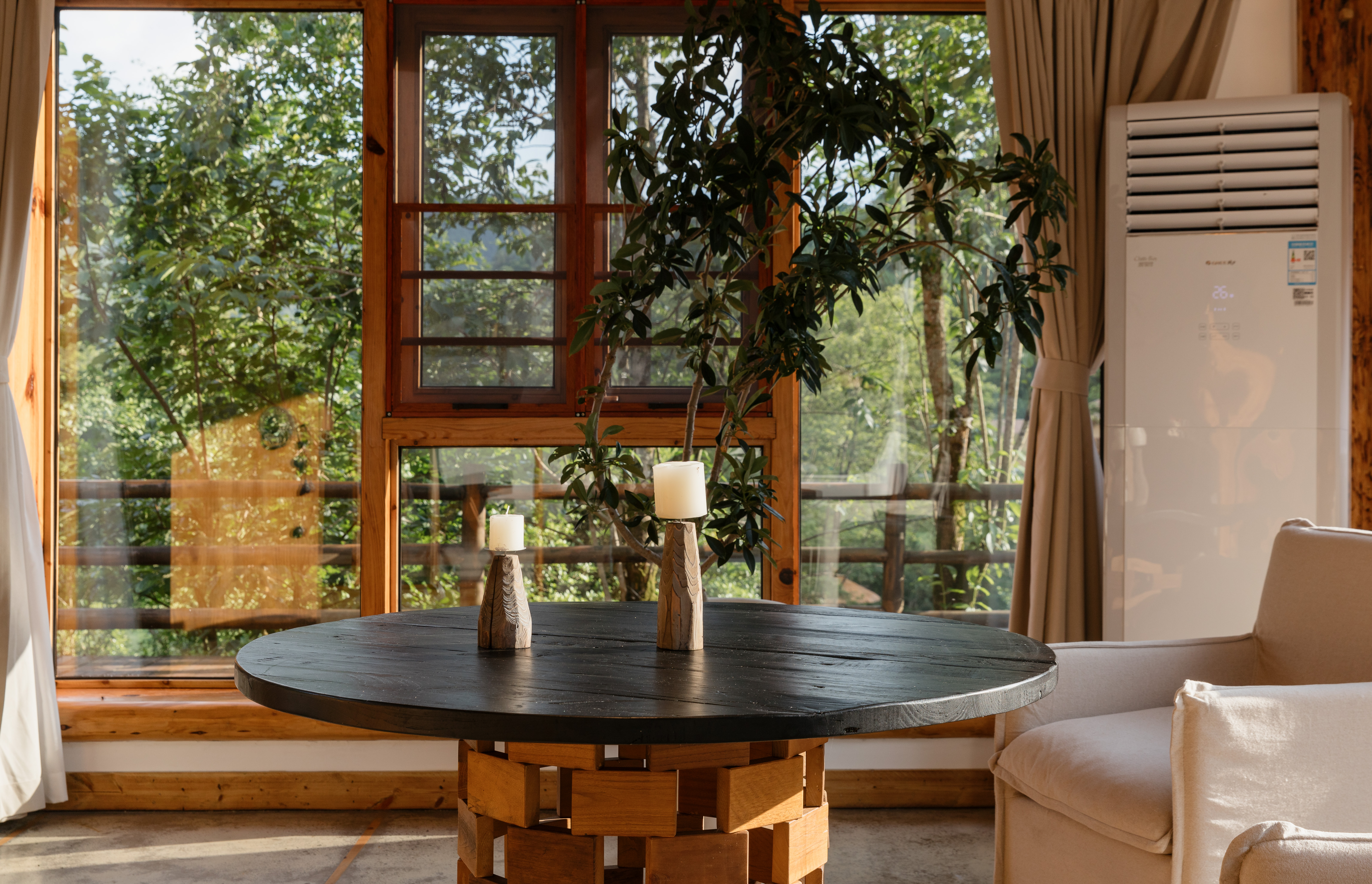 顶奢两室一厅套房（壁炉）