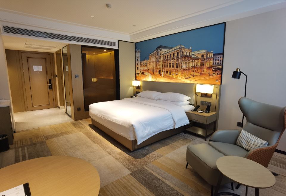 豪华大床房（智能客控+愉梦之床+甜梦鹅绒枕）