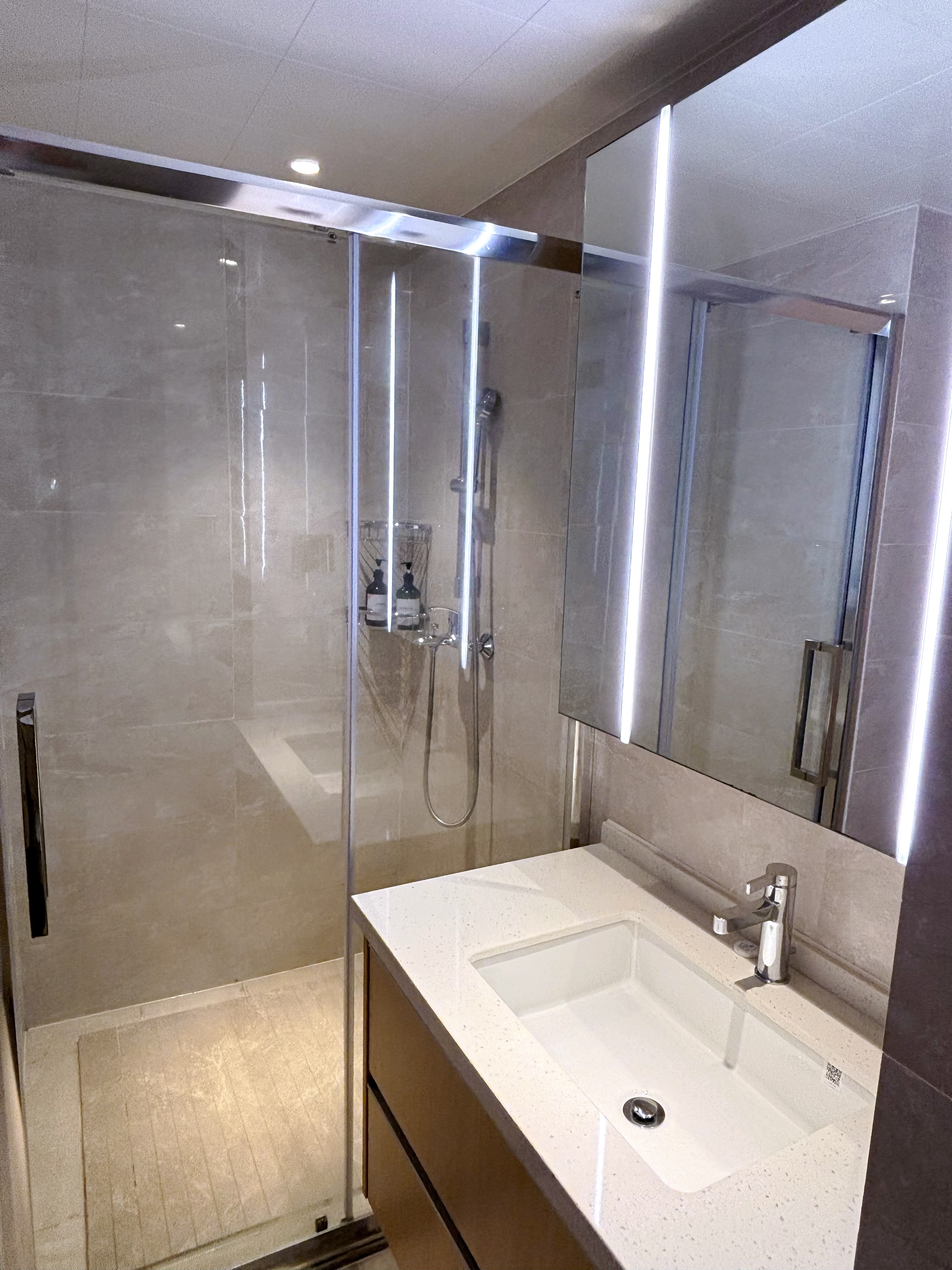 豪华家庭二室套房（阳台+冰箱+洗衣机）