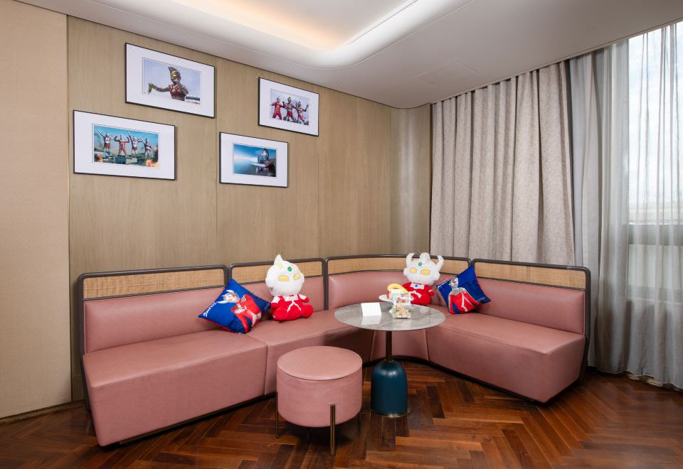 奧特曼親子主題家庭房