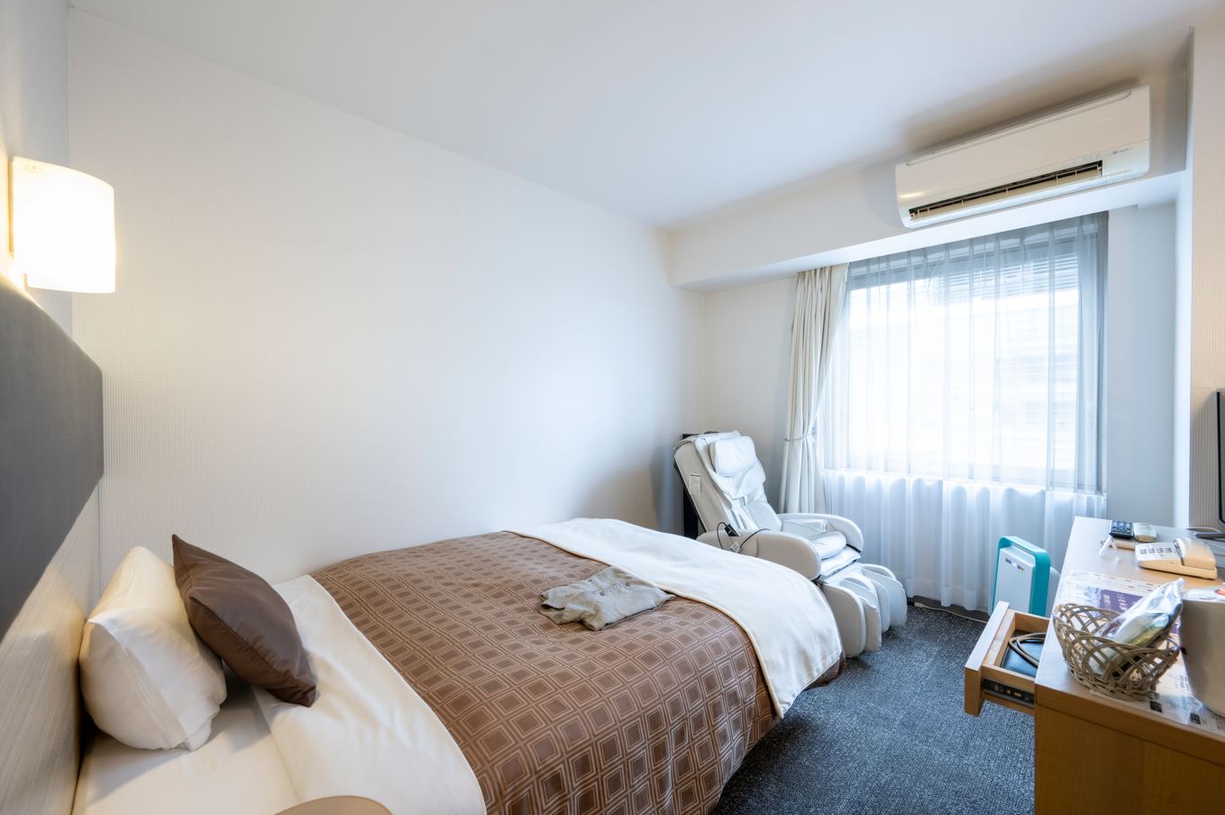 女士禁烟豪华单人房（带按摩椅）