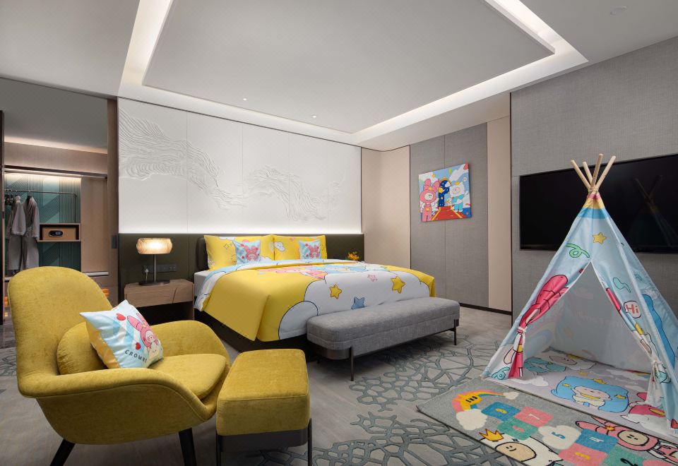 Crowne Plaza Jinan Runhua HotelCrown Family Room